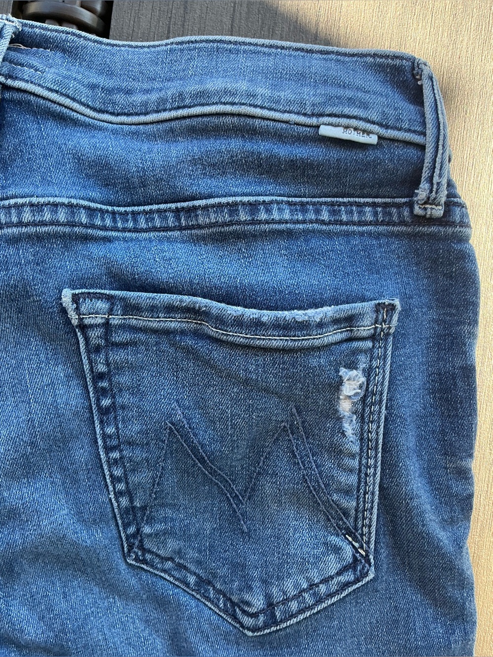 MOTHER The Mid Rise Dazzler Ankle Fray, size 27 - Picture 7 of 12